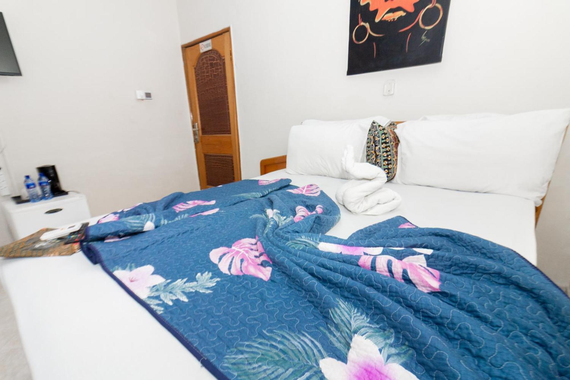 Prestige Guesthouse ,Ksi Κούμασι Εξωτερικό φωτογραφία